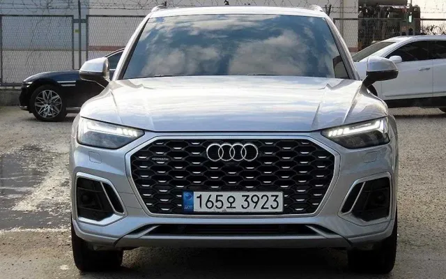 인천실매물중고차 Q5 (FY) 45 TFSI 콰트로 프리미엄 스포트백 매물 사진 18 - 2022/06 76,314km